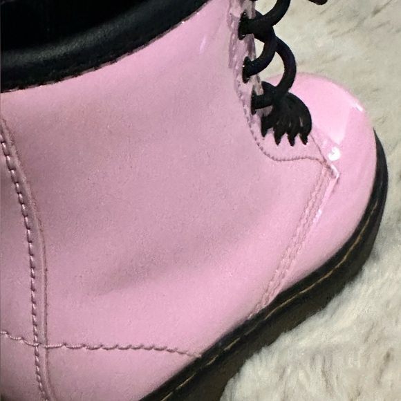EUC Dr. Martens 1460 Boot - Kids Size 9 - Picture 6 of 12